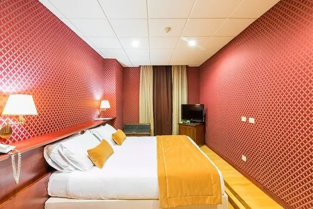 Superior Tek Büyük Yataklı Oda