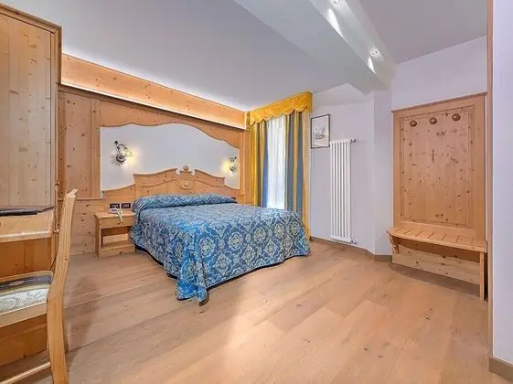 Comfort Tek Büyük veya İki Ayrı Yataklı Oda