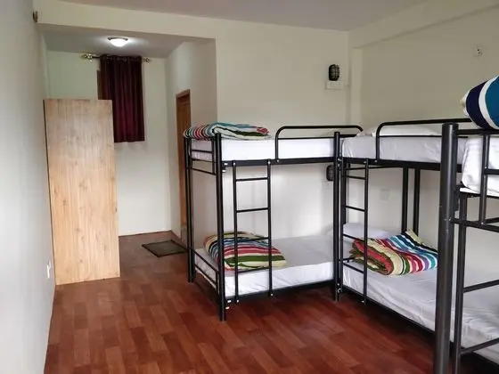 Deluxe 6 bed Mixed Dorm