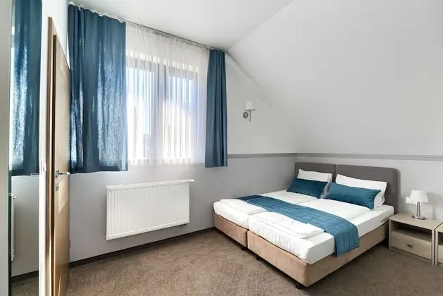 Standard Tek Büyük veya İki Ayrı Yataklı Oda