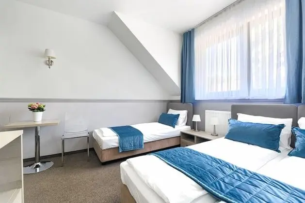 Standard Tek Büyük veya İki Ayrı Yataklı Oda