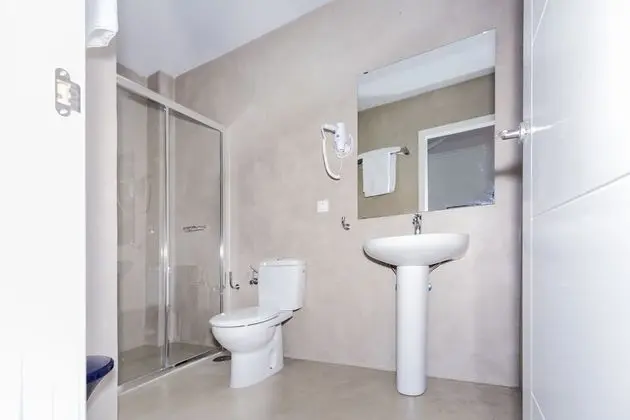 Tek Büyük Yataklı Oda (Exterior)