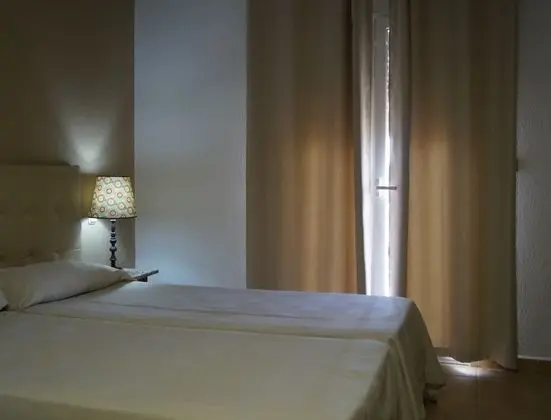 Tek Büyük Yataklı Oda, 1 Çift Kişilik veya 2 Tek Kişilik Yatak