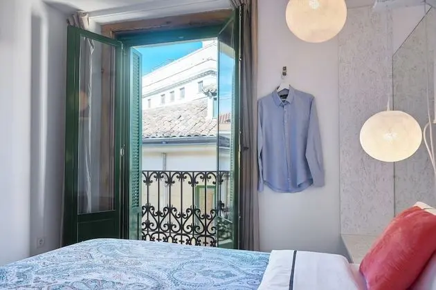 Tek Büyük Yataklı Oda (con Balcon)