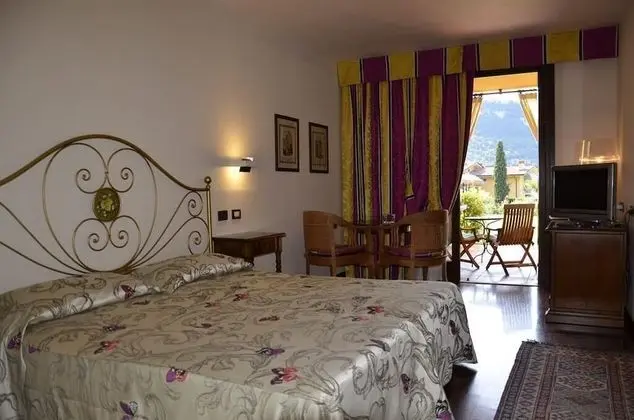 Classic Tek Büyük Yataklı Oda