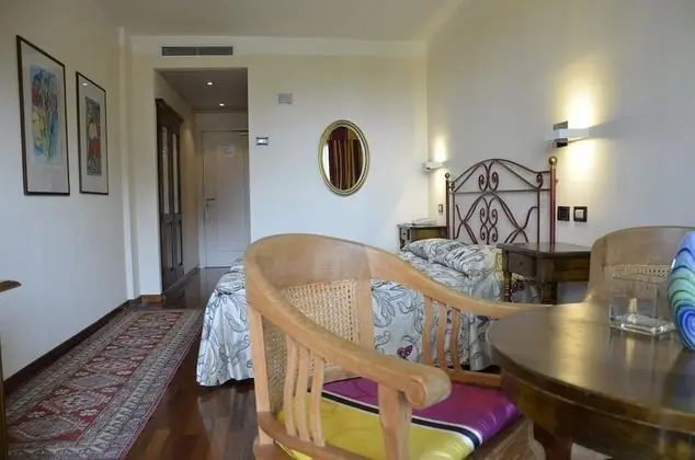 Classic Tek Büyük Yataklı Oda