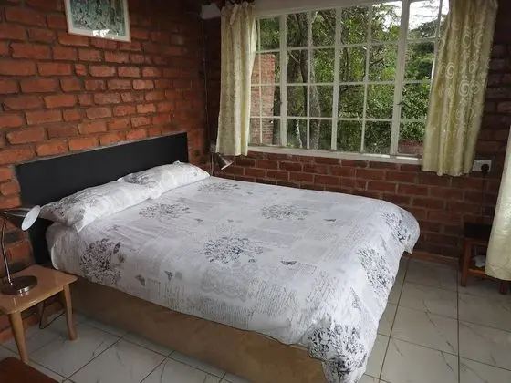 Basic Kır Evi, Göl Manzaralı, Göl Kenarı (Chikamba)