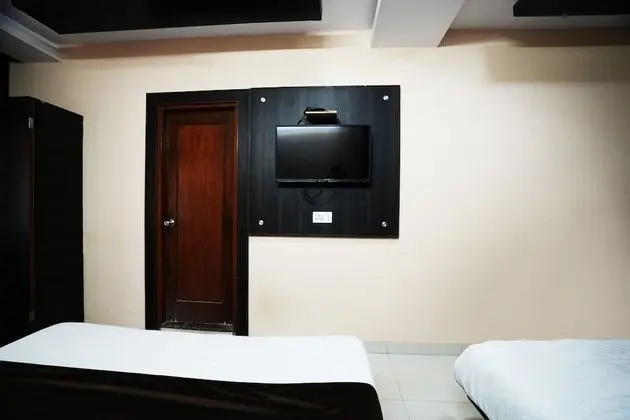 Üç Kişilik Oda
