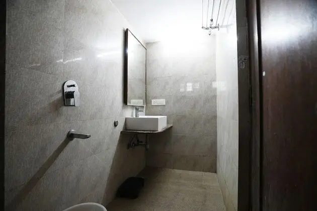 Üç Kişilik Oda