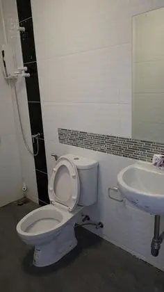 4-Bed Mixed Dormitory
