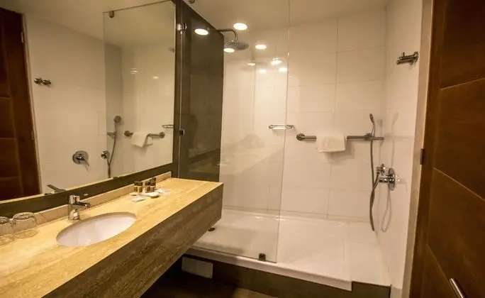Superior Tek Büyük Yataklı Oda, 1 En Büyük (King) Boy Yatak, Sigara İçilmez, Plaj Manzaralı