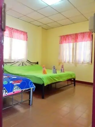 3 Bedrooms House