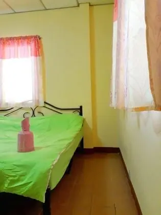 3 Bedrooms House