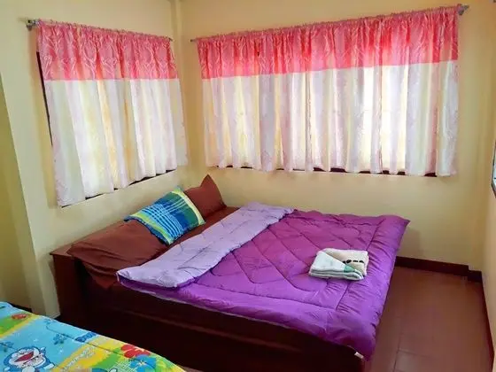 3 Bedrooms House