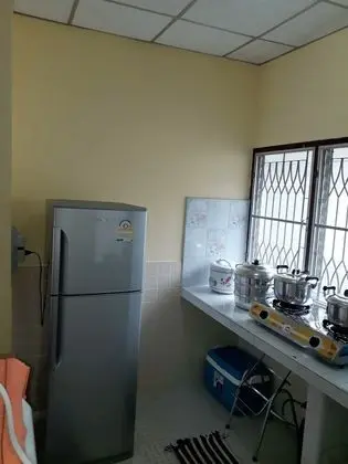 3 Bedrooms House