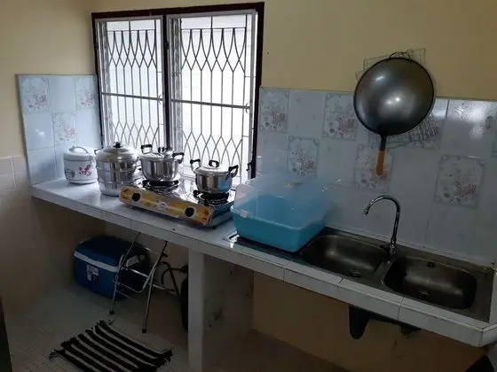 3 Bedrooms House