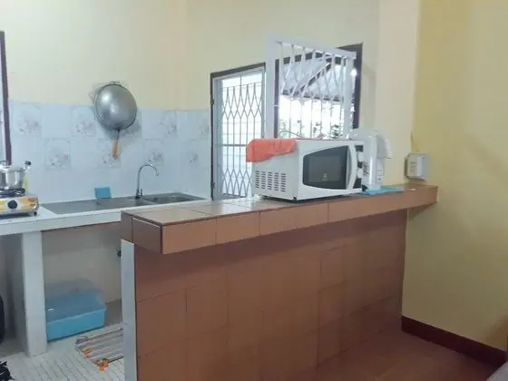 3 Bedrooms House