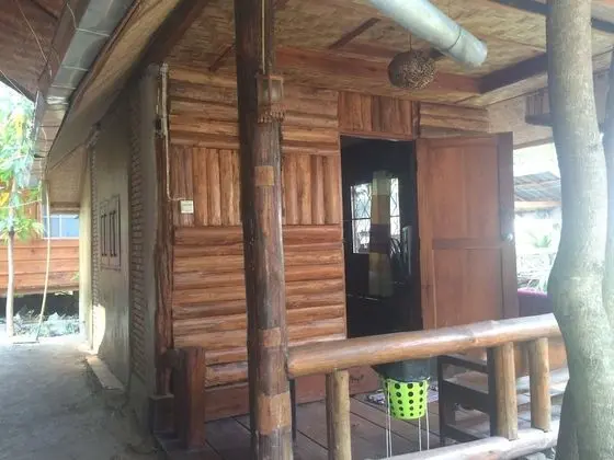 Fan Bungalow
