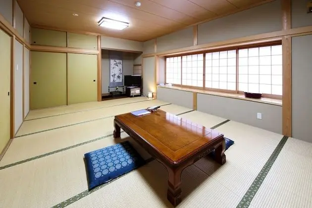 Traditional Oda (Japanese-Style, 12 Tatami, Newer Bldg)
