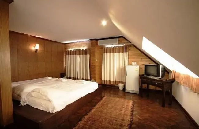 Single/Twin Room (Junior)
