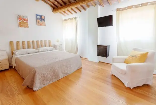 Classic Tek Büyük Yataklı Oda