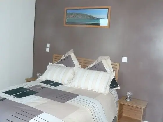 Tek Büyük Yataklı Oda (Marron)