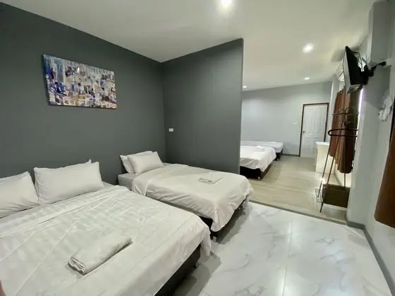 Villa, 4 Yatak Odası, Havuz Manzaralı