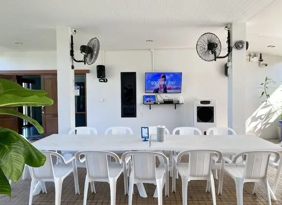 Villa, 4 Yatak Odası, Havuz Manzaralı