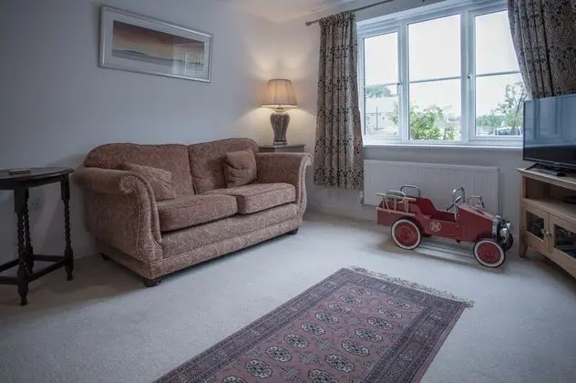 Ev (3 Bedrooms)