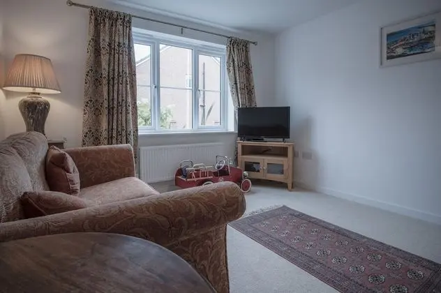 Ev (3 Bedrooms)