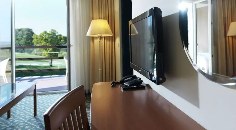 Family Oda, 1 Çift Kişilik Yatak ve Çekyat