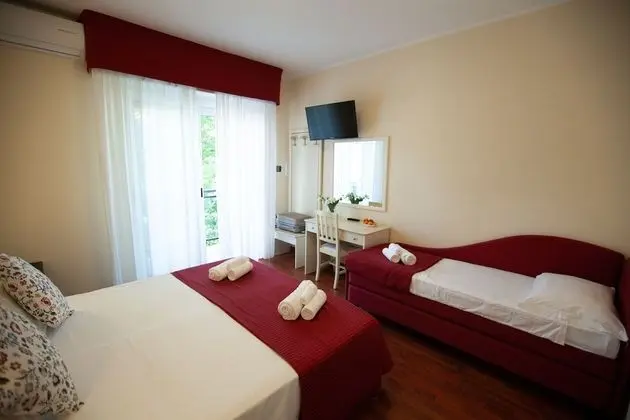 Deluxe Üç Kişilik Oda, Balkon