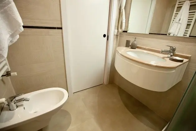 Deluxe Üç Kişilik Oda, Balkon