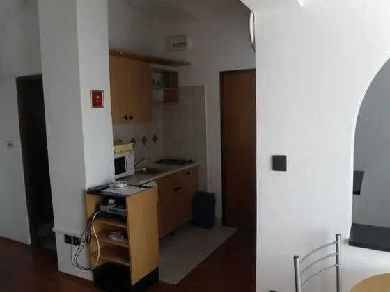 Apart Daire (Maestro - 30m from the beach & parkin)