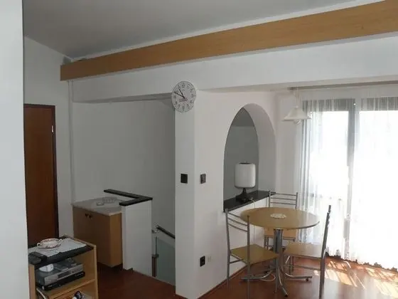 Apart Daire (Maestro - 30m from the beach & parkin)