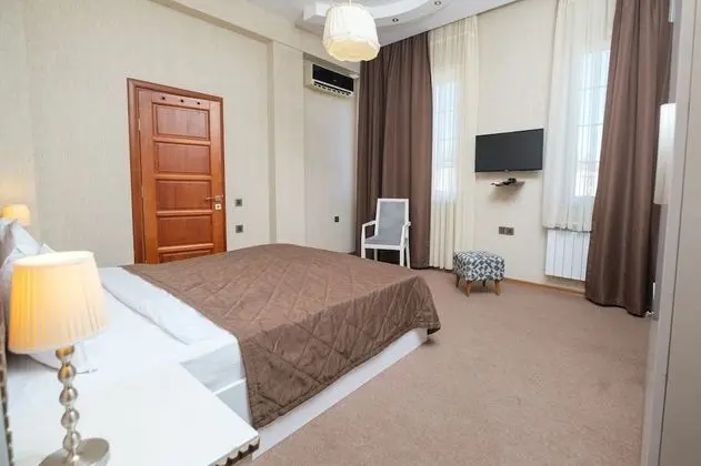 Tek Büyük Yataklı Oda