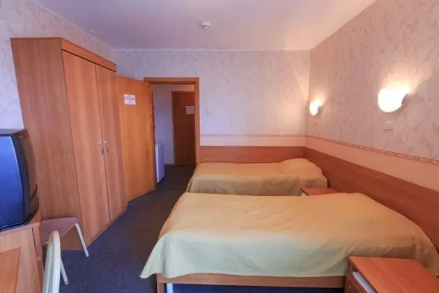 Ortak Ranzalı Oda, 2 Tek Kişilik Yatak, Park Manzaralı