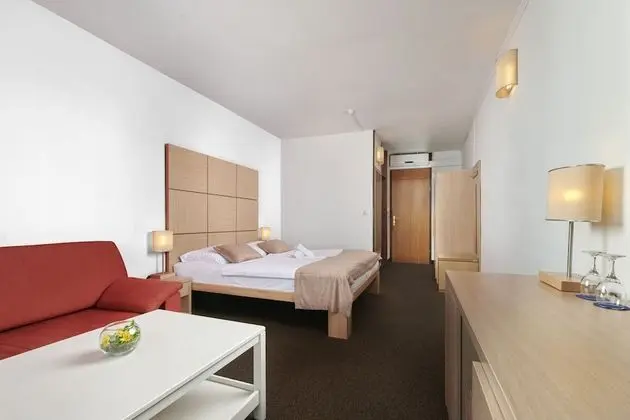 Superior junior suite with seaside balcony