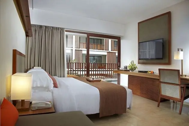Deluxe Room Pool View Double Bed with Daily Cocktails or Beers