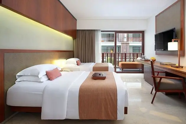Deluxe Room Twin Bed
