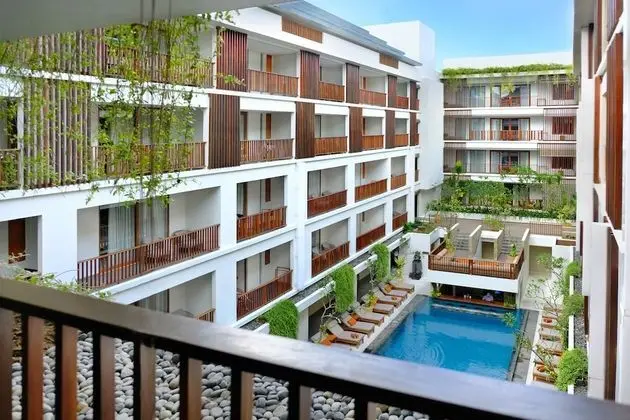 Deluxe Süit, Havuz Manzaralı (with Spa Bath)