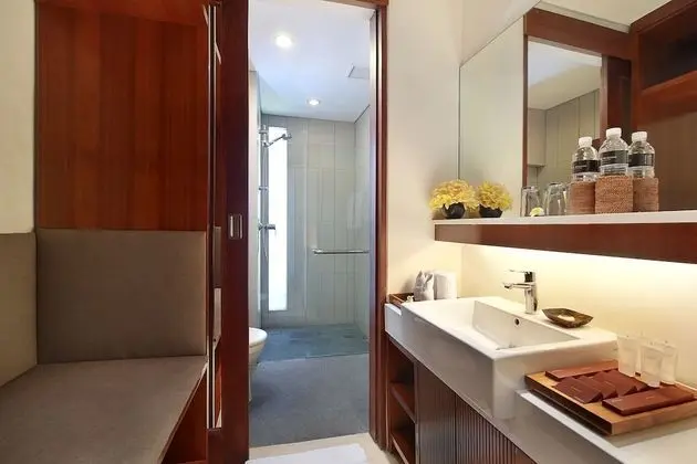 Premier Room with Daily Cocktails or Beers