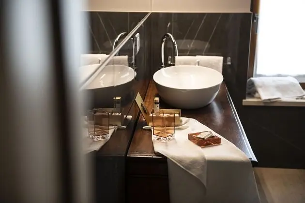 Junior Stüdyo Süit