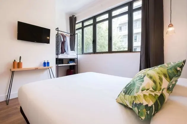 Tek Büyük Yataklı Oda, Şehir Manzaralı