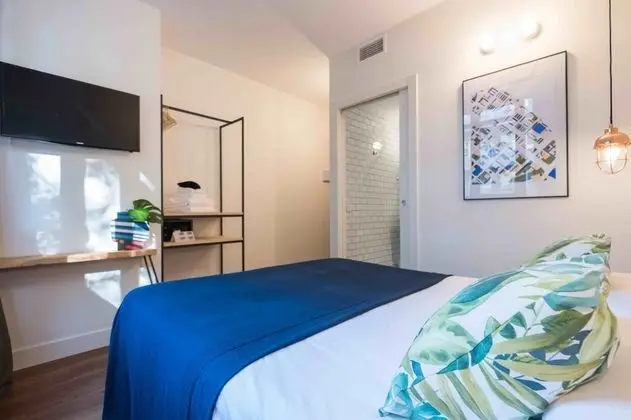 Tek Büyük Yataklı Oda, Şehir Manzaralı