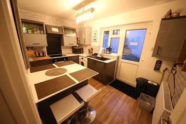 Apart Daire, 3 Yatak Odası, Sigara İçilmez