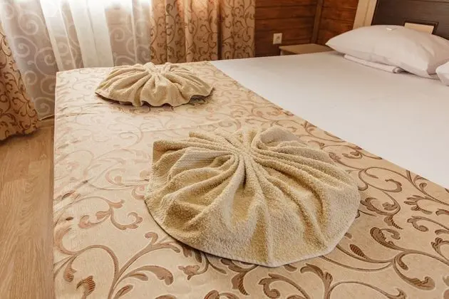 Standard Üç Kişilik Oda, Kısmi Deniz Manzaralı, Köşe