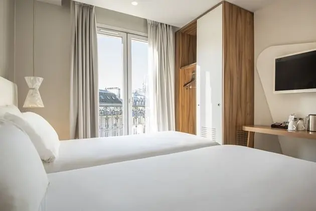 Classic Tek Büyük Yataklı Oda (Avec Balcon)