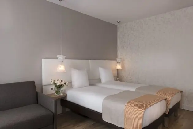 Premium Üç Kişilik Oda (Avec Balcon)