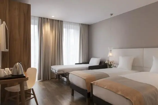 Premium Üç Kişilik Oda (Avec Balcon)
